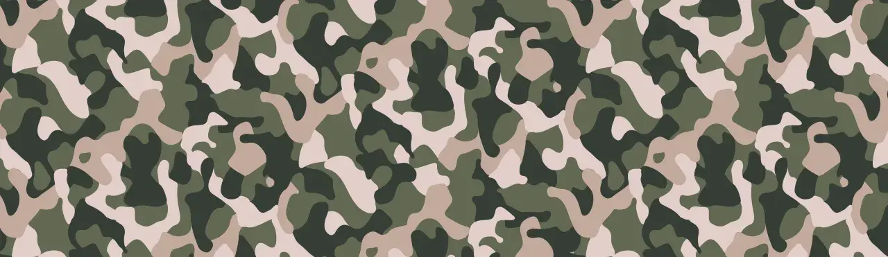 Un motif camouflage abstrait aux teintes vertes, beiges et rosées, évoquant la nature et la discrétion.