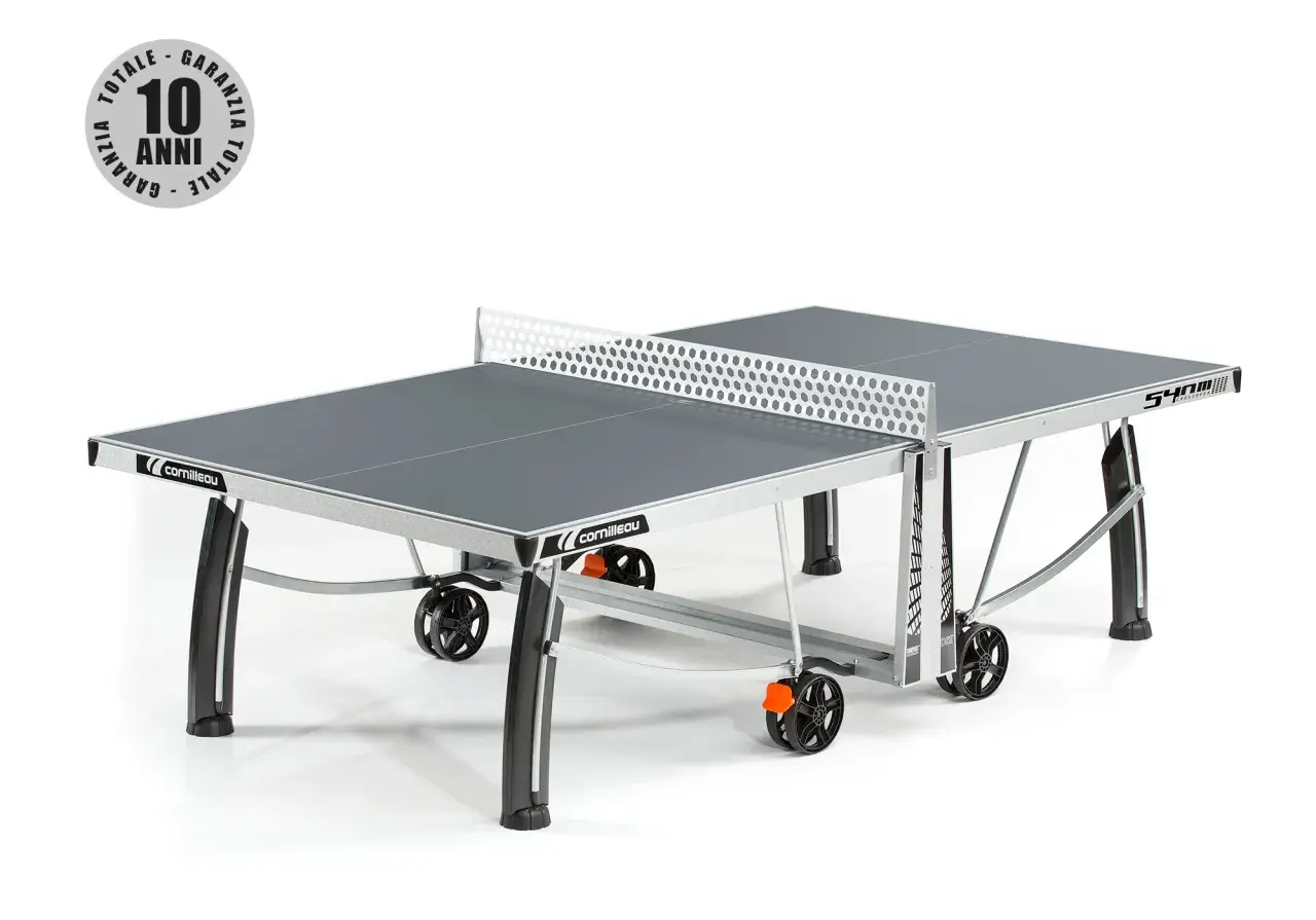 Stiga tennis tavolo grigio con rete, gambe pieghevoli e ruote per spostamenti facili. Garanzia 10 anni.