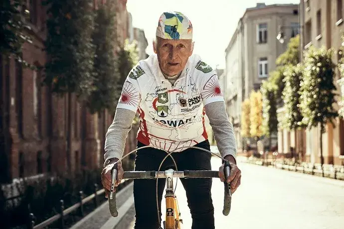Jan Kudra - legendarny kolarz, który zdobył 9 tytułów mistrza Polski
