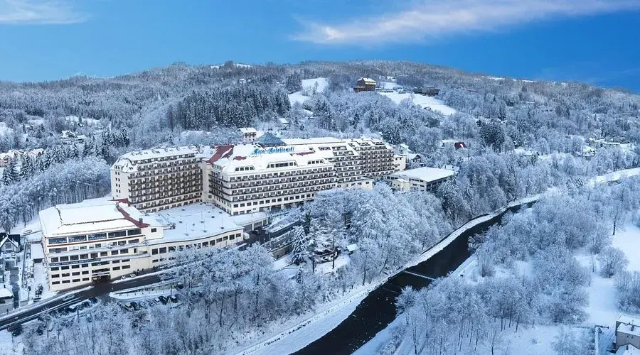 Kiedy powstał hotel Gołębiewski w Wiśle? Historia, którą musisz znać
