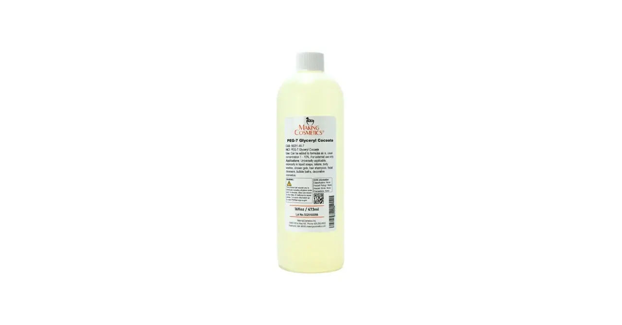 Butelka z płynem PEG-7 Glyceryl Cocoate, składnikiem kosmetyków, np. mydeł i szamponów.