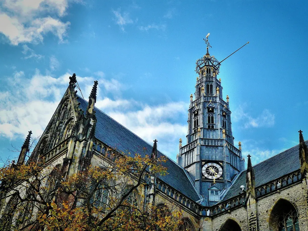 Holandia co zwiedzić? Odkryj skarby poza Amsterdamem!