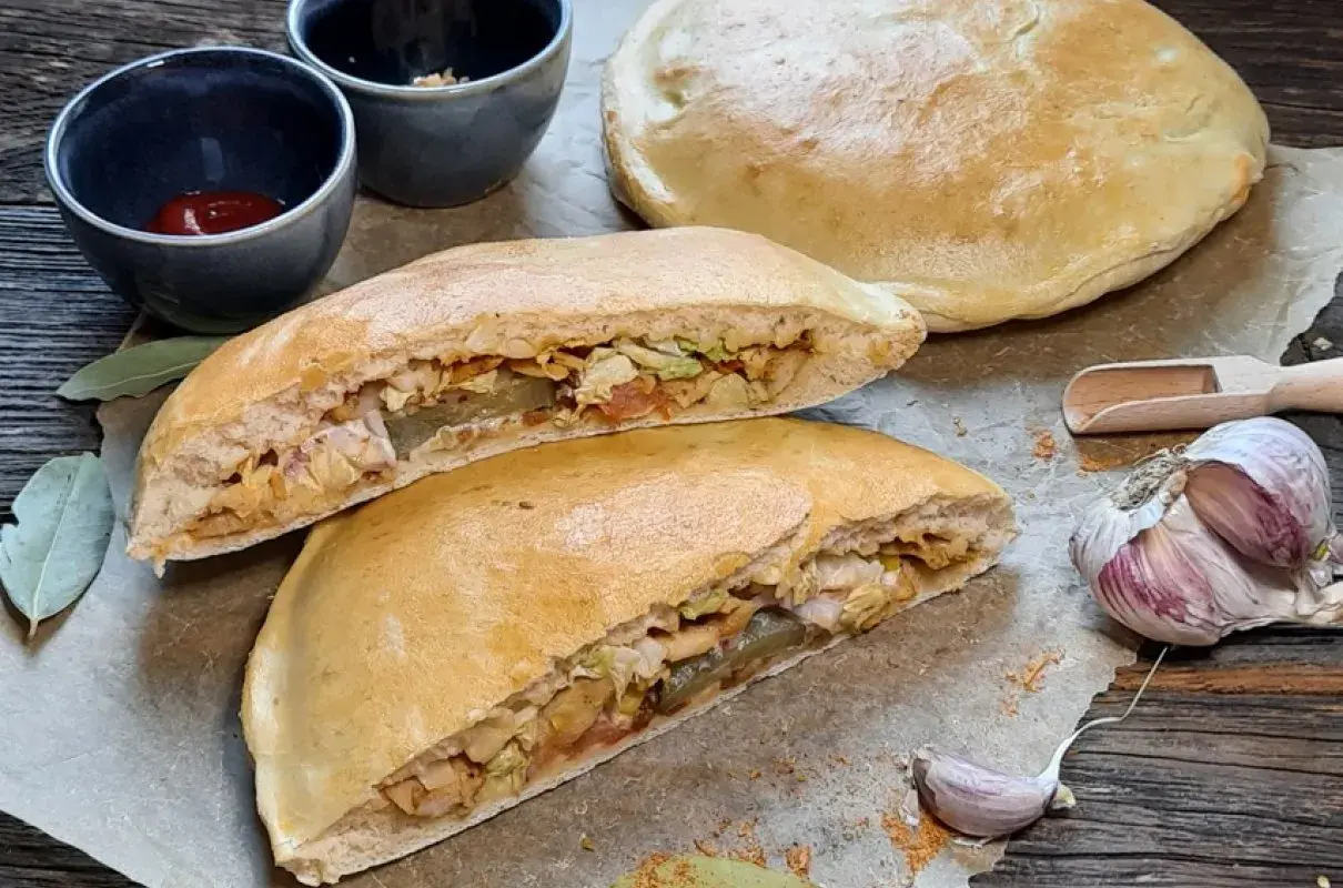 Dürüm kebab co to? Poznaj tajemnice smaku i przygotowania tej potrawy