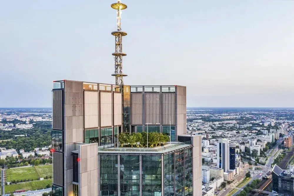Jak nazywa się najwyższy budynek w Polsce? Odkryj Varso Tower w Warszawie