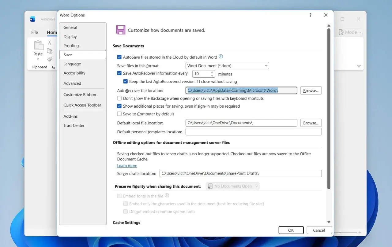 Configuración de Word para recuperar archivo sobreescrito. Se muestra la ruta de autoguardado y la opción de guardar información de Autorecuperación.