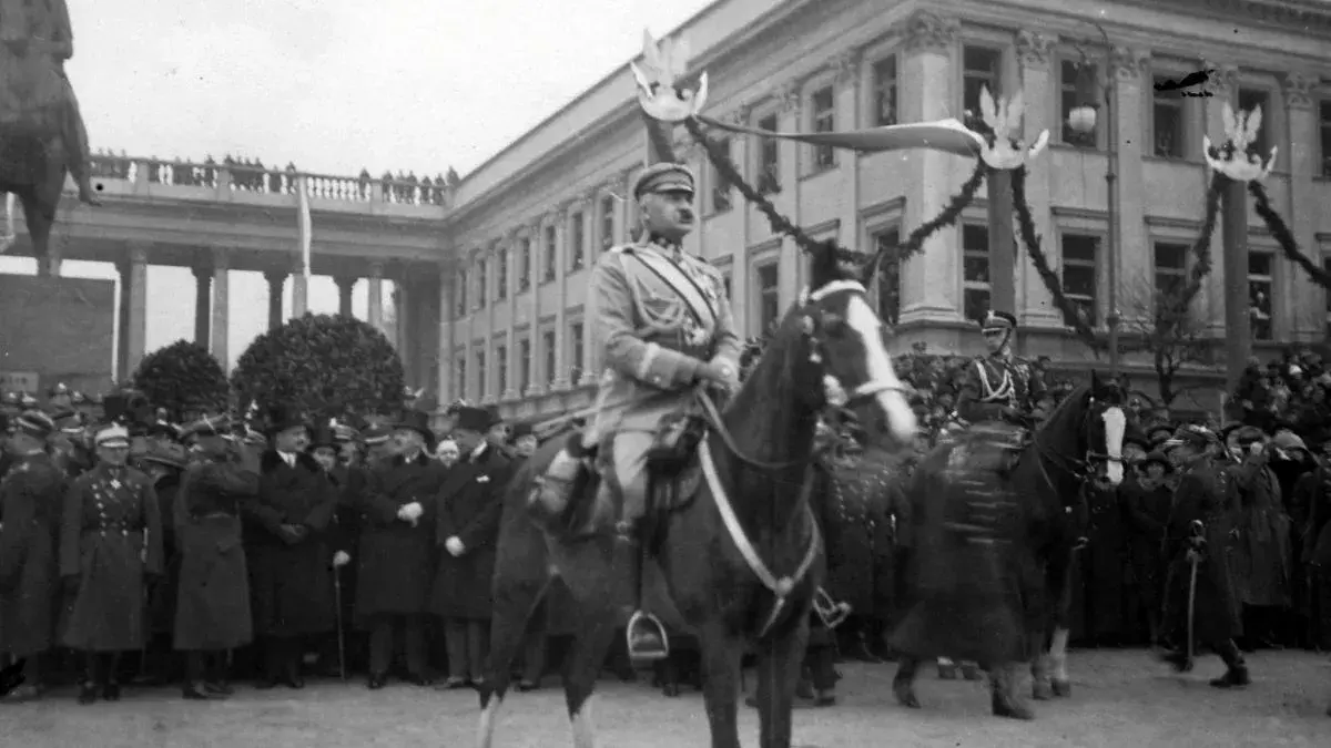 Fotograf Piłsudskiego: Kim był? Niezwykła historia artysty i zdjęć