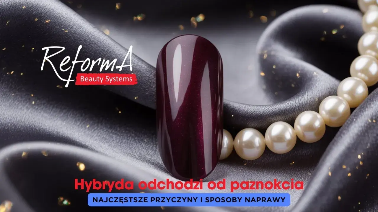 Elegancki, ciemny lakier hybrydowy na tle jedwabiu i pereł. Dowiedz się, dlaczego hybryda odchodzi od paznokcia i jak temu zapobiec.