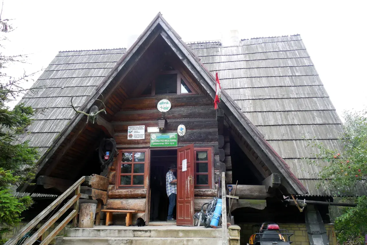 Bieszczady: Bacówka pod Małą Rawką co musisz wiedzieć?
