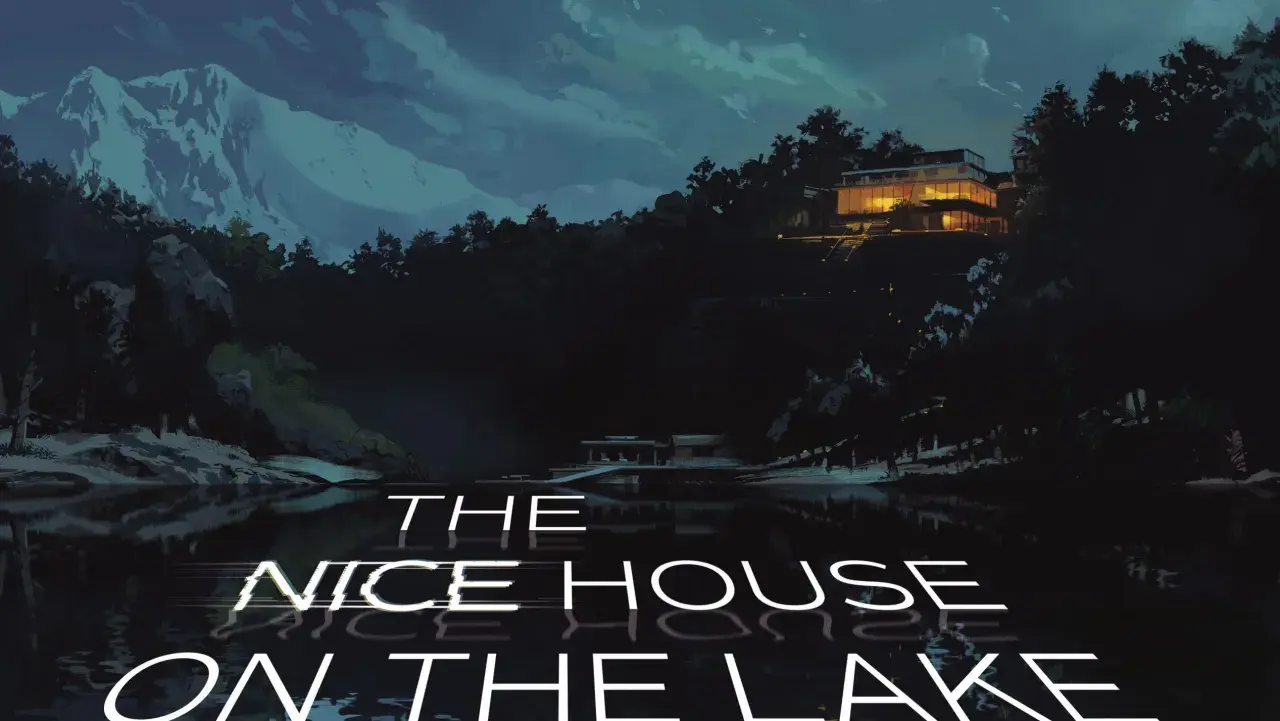 La belle maison sur le lac, nichée dans les montagnes, reflète sa lumière chaleureuse sur l'eau calme.