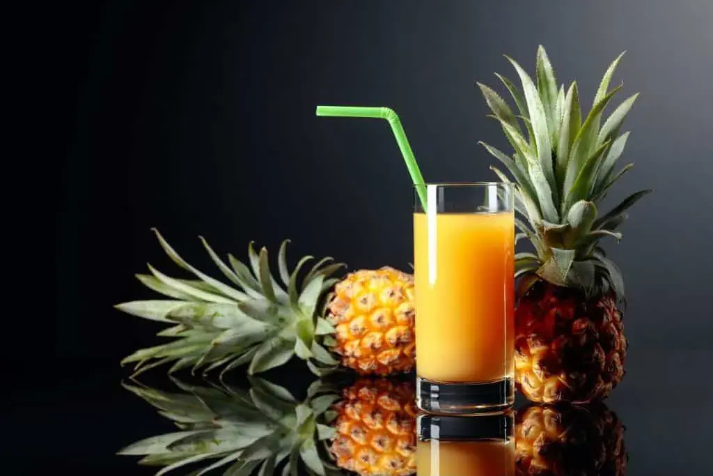 Pyszny drink z ananasem: orzeźwiający koktajl na każdą okazję