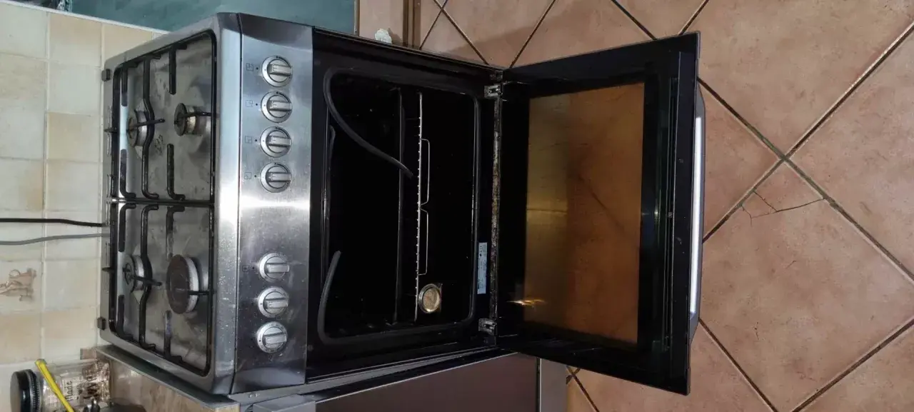 Piekarnik Beko nie działa? Znajdź bezpiecznik i napraw go sam!