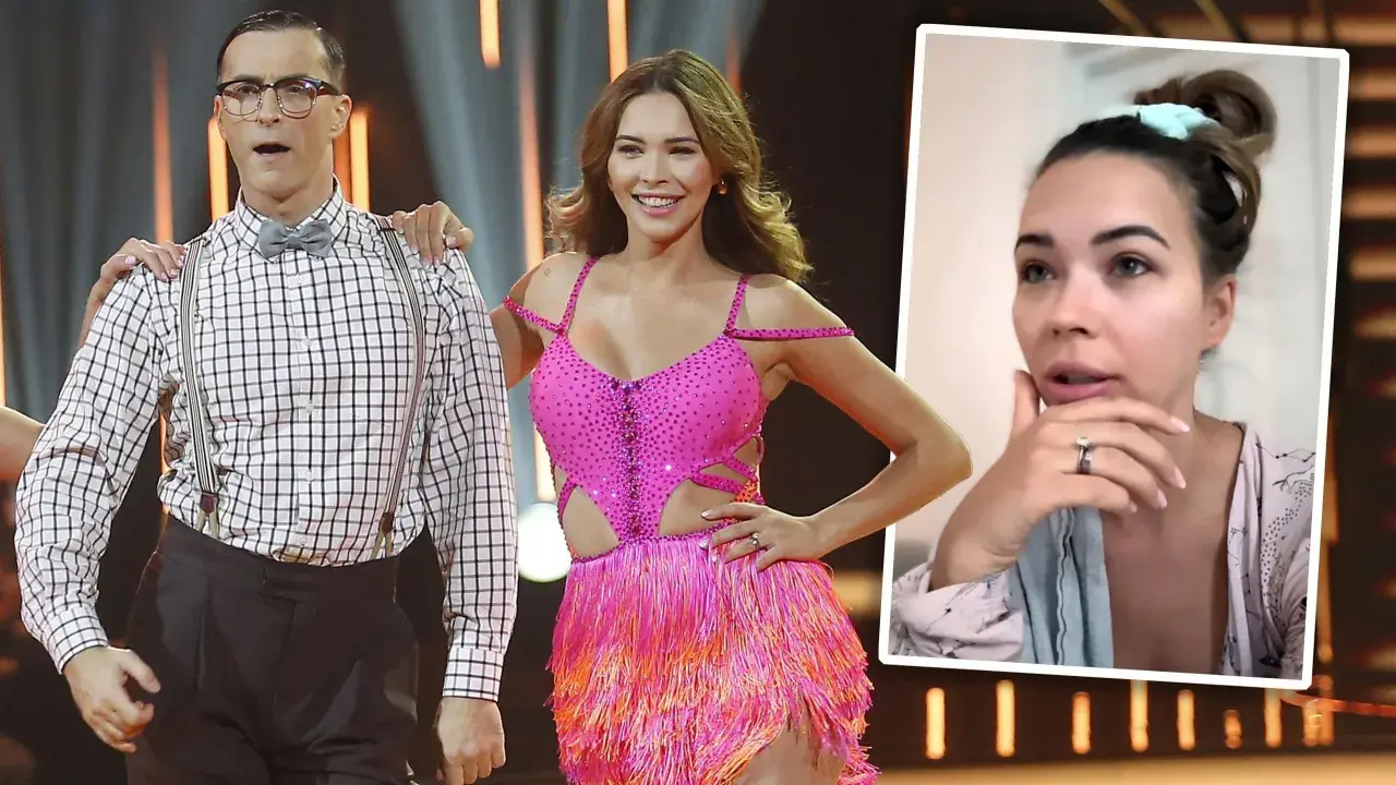 Sandra Kubicka w błyszczącej kreacji na parkiecie "Tańca z Gwiazdami", obok partnera w okularach i szelkach. W rogu ujęcie Sandry w domowym wydaniu.