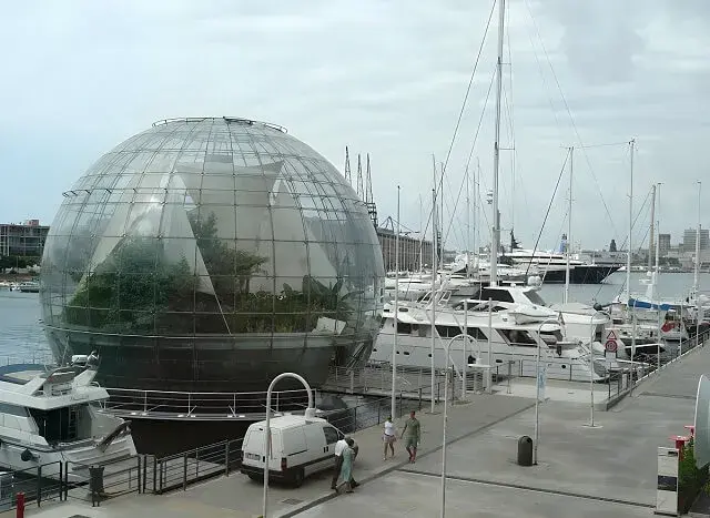 Oceanarium w Genui: Fascynujące zwierzęta i praktyczne porady dla odwiedzających