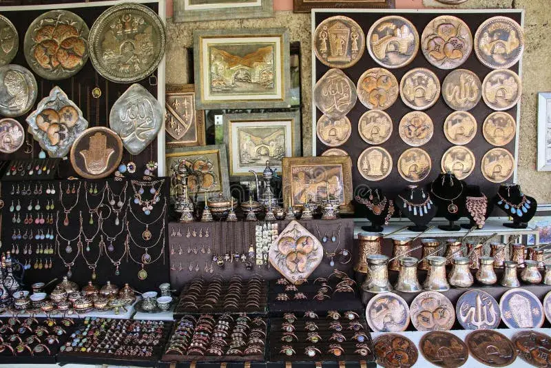 Mostar: Pamiątki i zakupy. Jak znaleźć prawdziwe skarby?