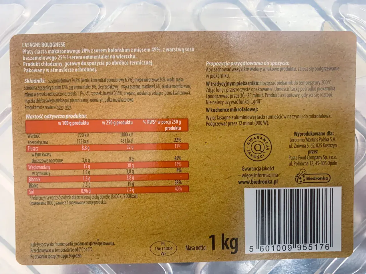 Lasagne bolognese z Biedronki, 1kg. Wartość energetyczna 431 kcal w porcji 250g.