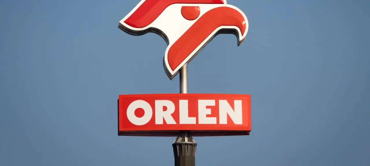 Gdzie kupić e-toll w Orlen? Sprawdź stacje i łatwe sposoby zakupu