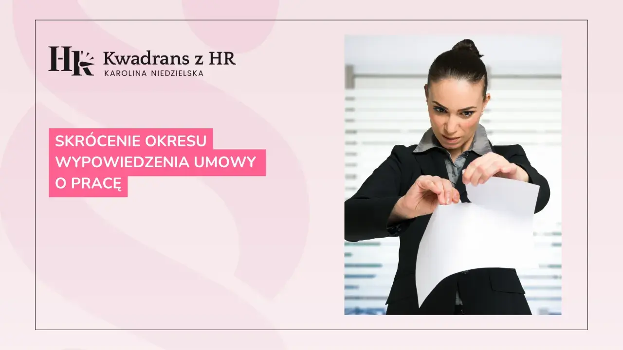 Kobieta w garniturze rozdziera dokument. Temat: skrócenie okresu wypowiedzenia umowy o pracę.