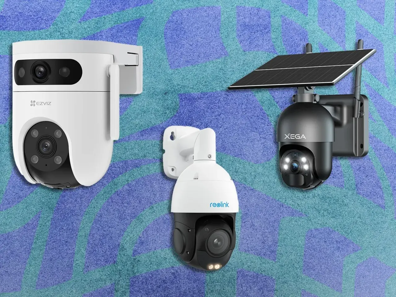Trois caméras de surveillance modernes, une blanche EZVIZ, une noire Xega avec panneau solaire, et une Reolink, prêtes pour une installation sécurisée.