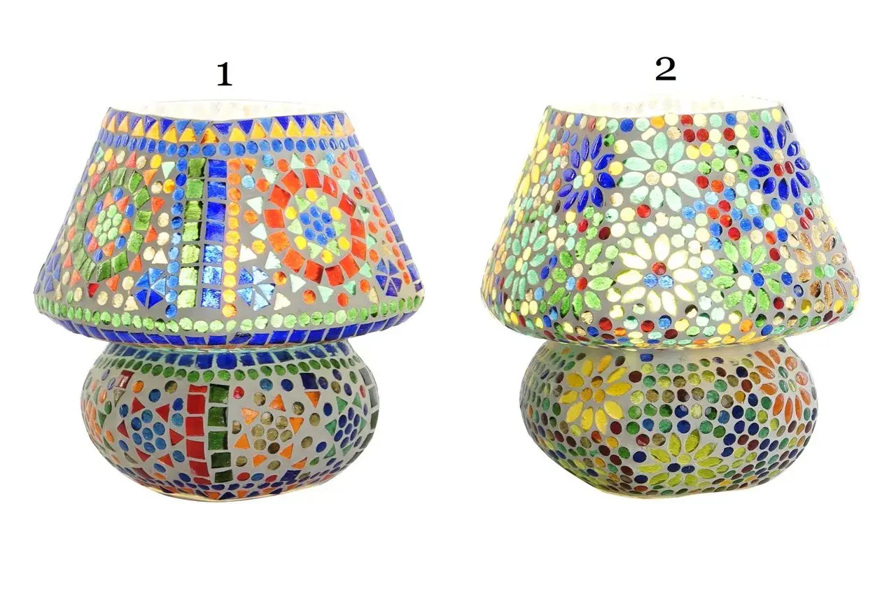 Dos lámparas de mesa con pantalla y base de cristal de colores, estilo mosaico.