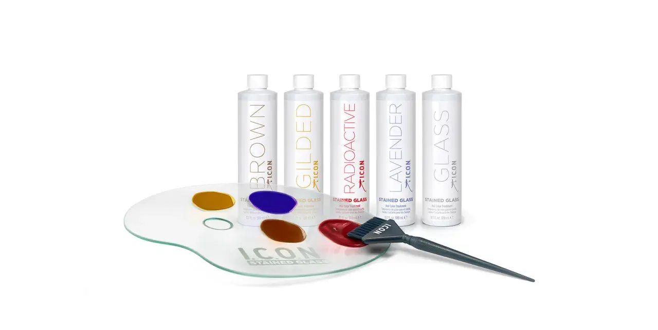 Paleta de colores con tintes ICON Stained Glass. Descubre cuanto dura un baño de color y elige tu tono.