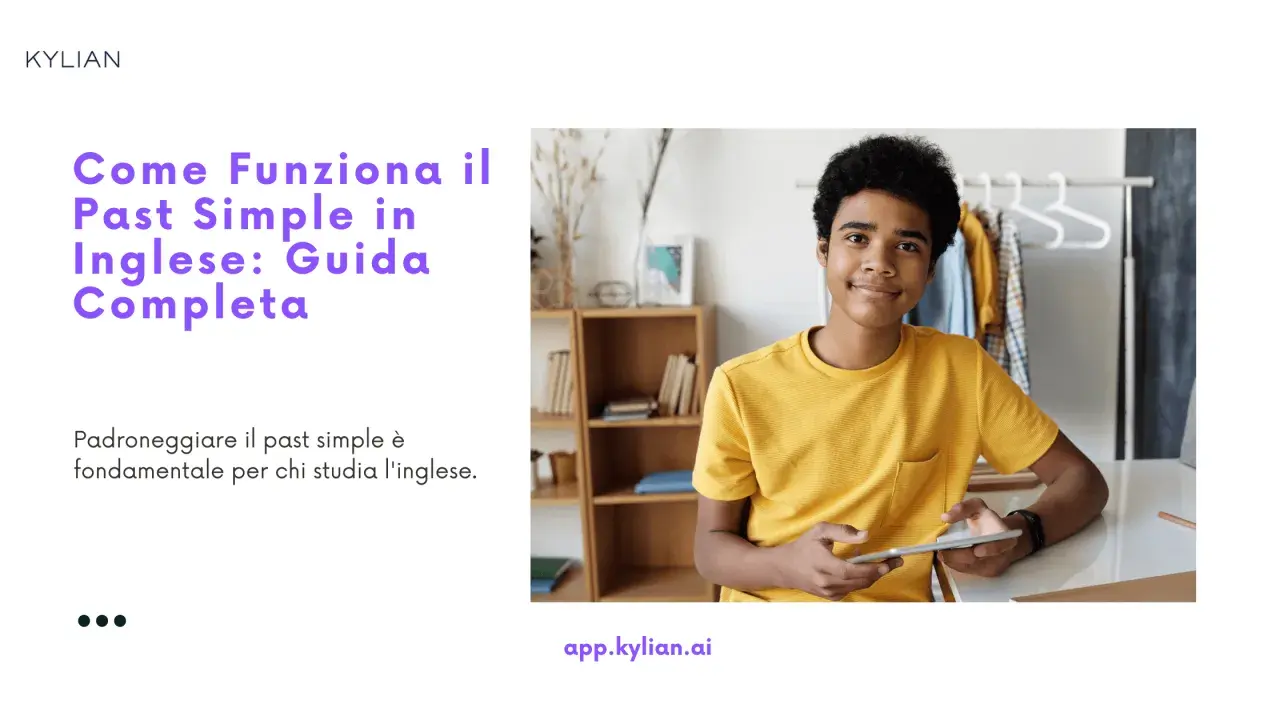 Ragazzo sorridente con tablet, impara il past simple in inglese. Guida completa per padroneggiare il tempo verbale.