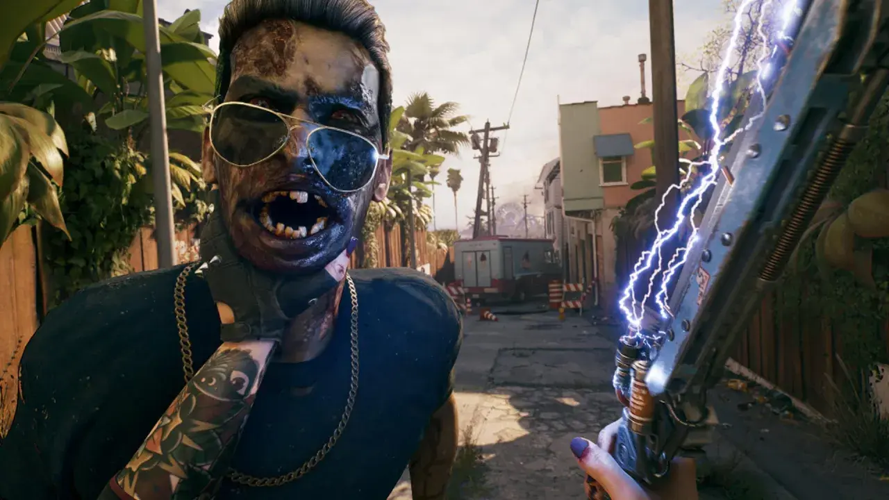 Gracz w Dead Island 2 coop celuje w zombiego z elektryczną bronią.