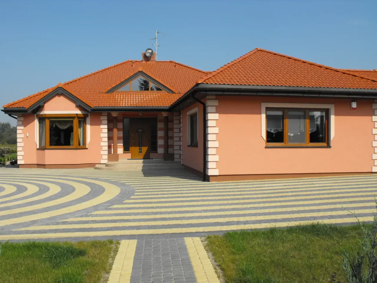 Jaki kolor elewacji do okien złoty dąb: 5 najlepszych propozycji aranżacji