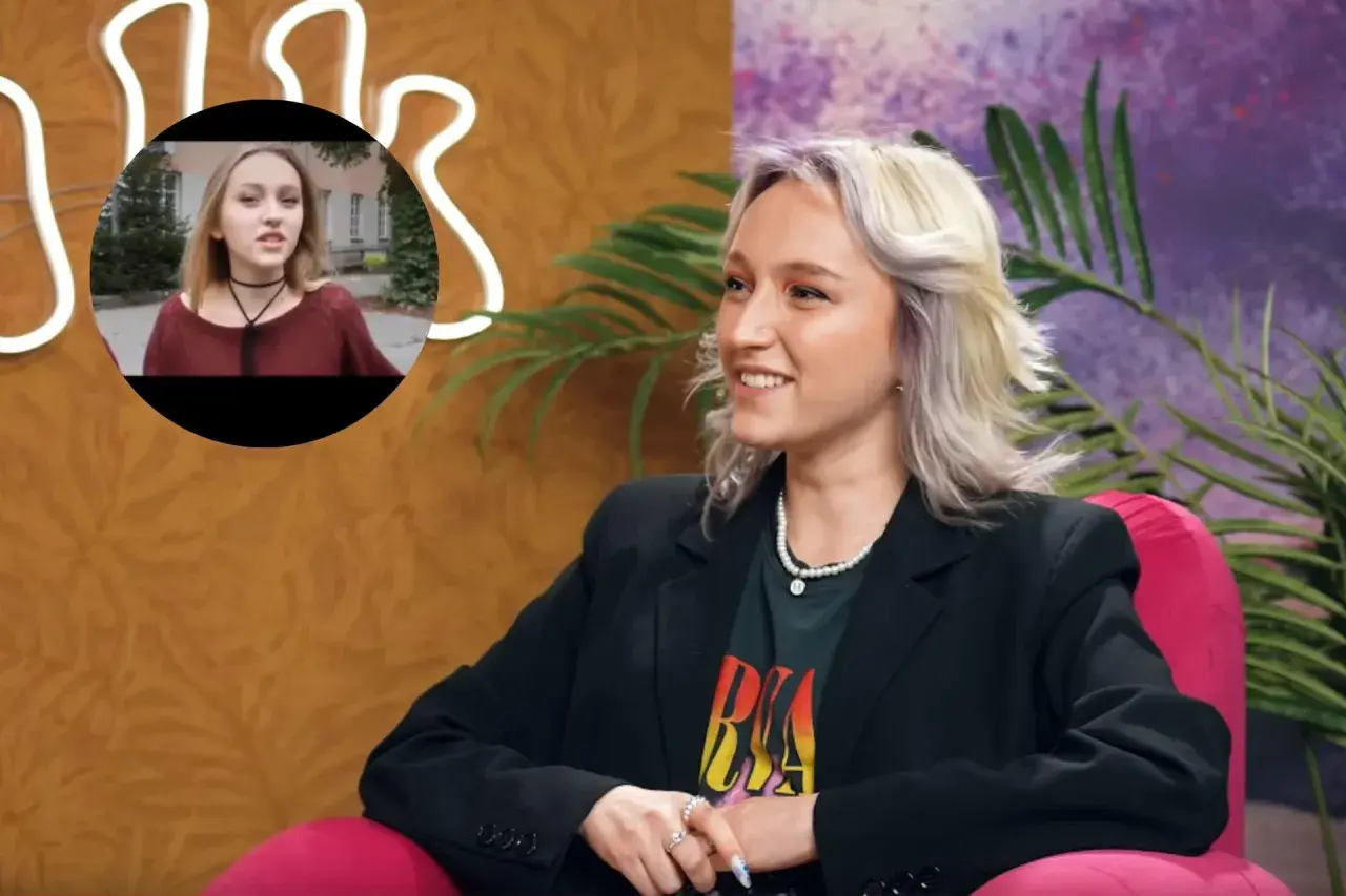 Uśmiechnięta Hania w czarnej marynarce, w okrągłym kadrze widać jej młodsze wcielenie.
