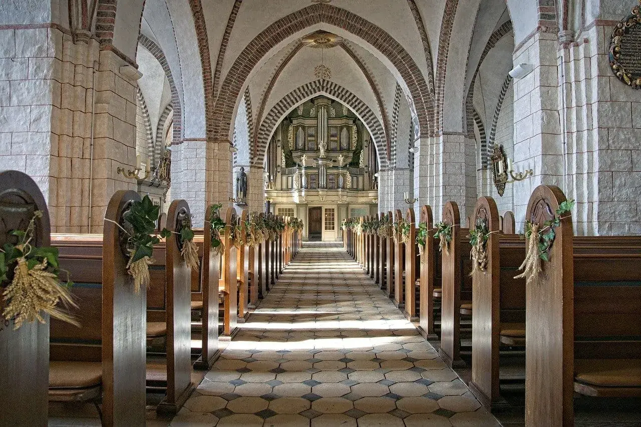 Bierzmowanie: Więcej niż tradycja. Jak zmieni Twoje życie?