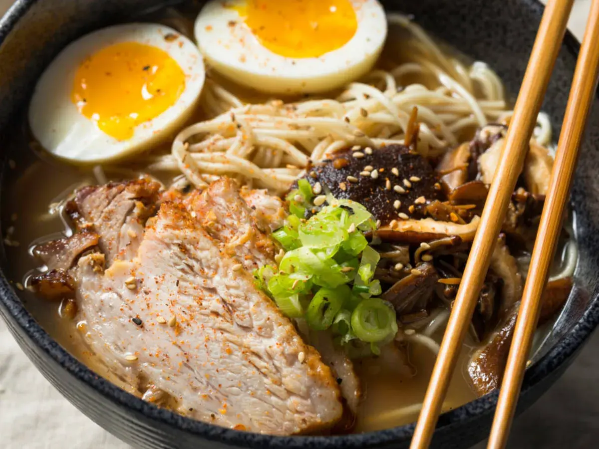 Czy ramen jest zdrowy? Odżywczy hit czy pułapka? Sprawdź!