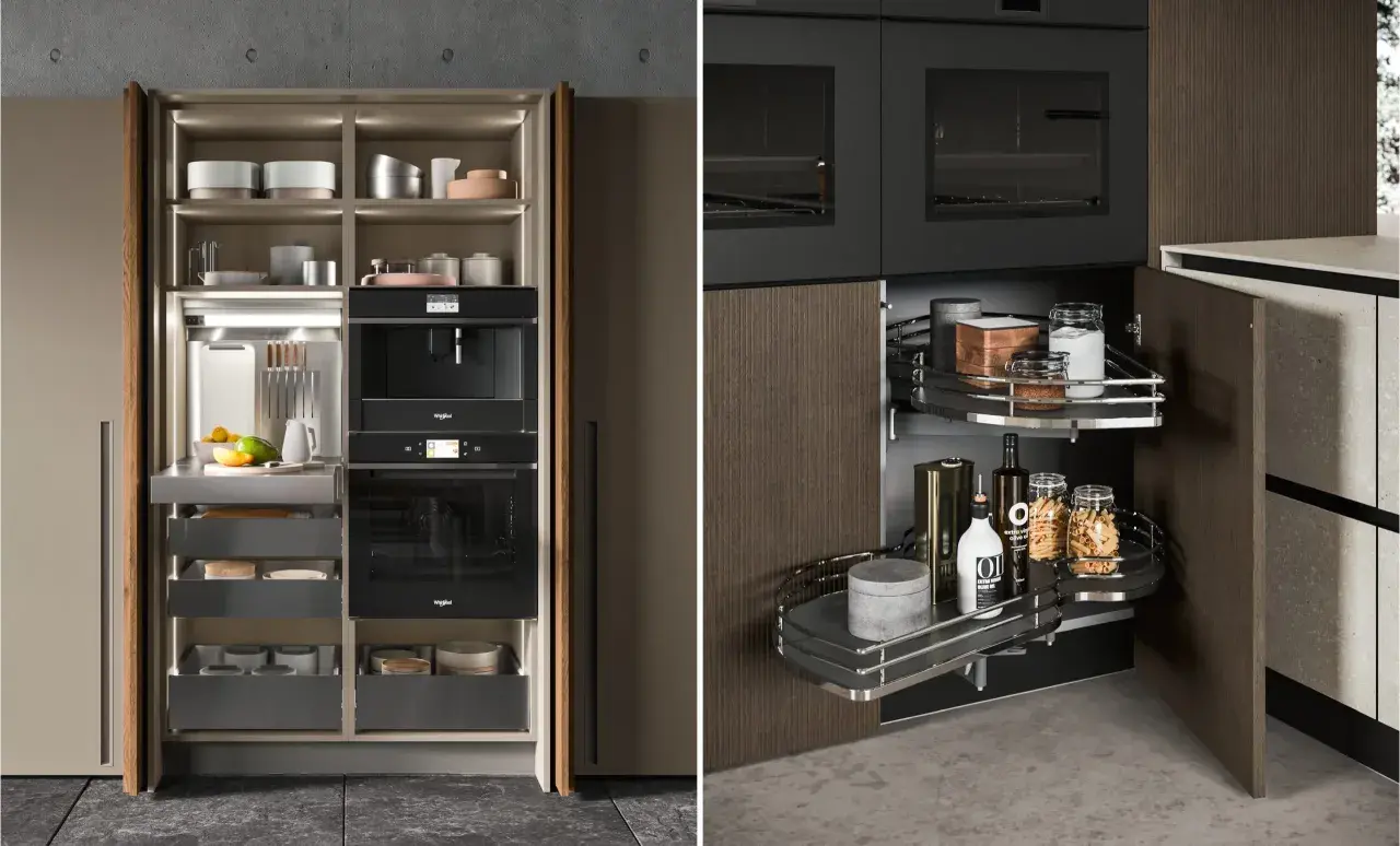 Moderna dispensa cucina in cartongesso con elettrodomestici integrati e pratici cestelli girevoli per organizzare al meglio.