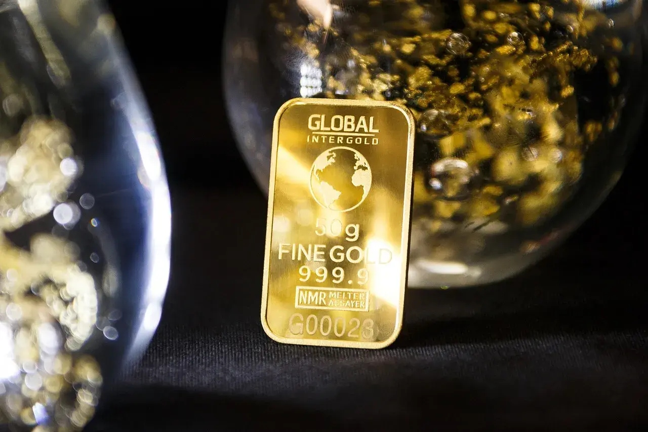 Sztabka złota 50g Fine Gold 999.9. Zastanawiasz się, jak sprzedać złoto inwestycyjne? Oto Twój pierwszy krok.
