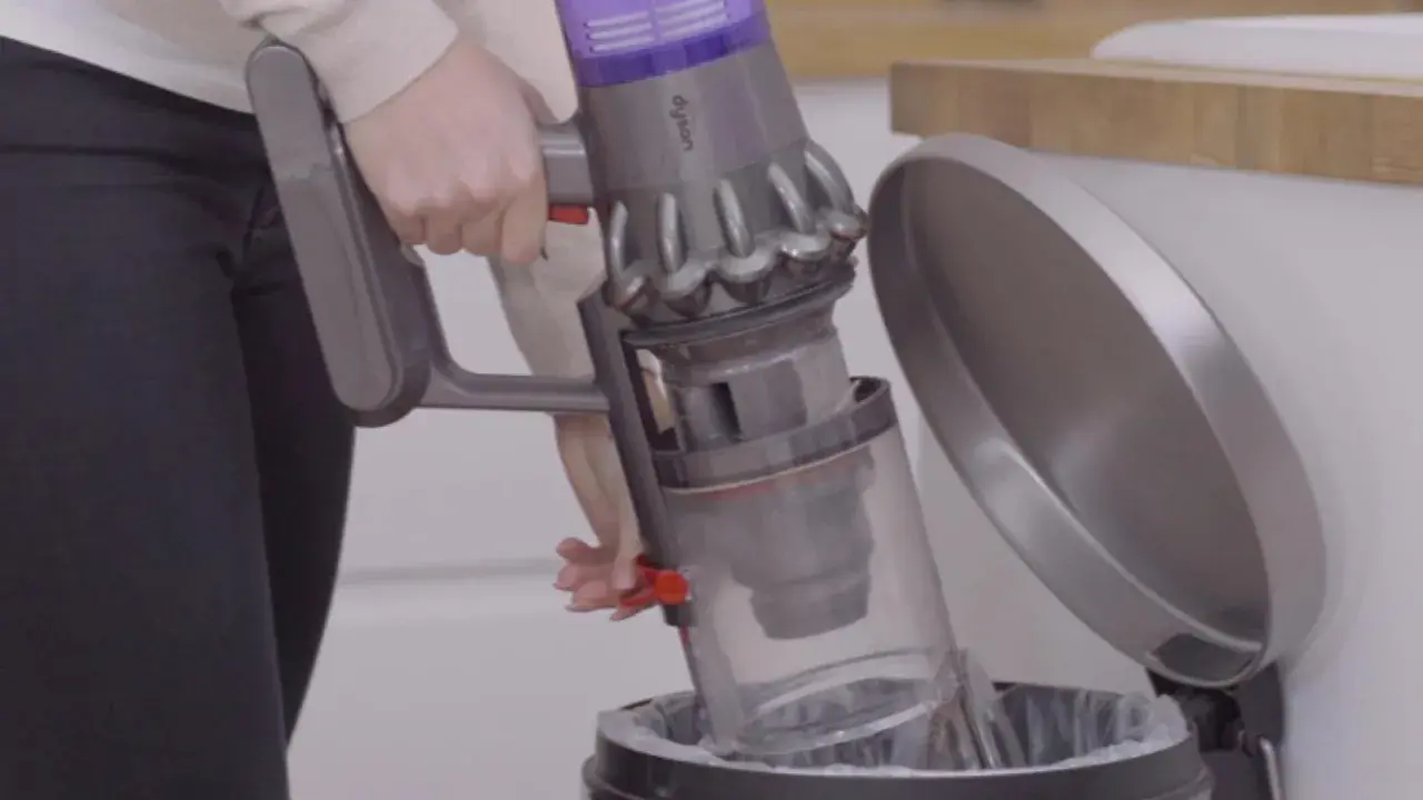 Jak czyścić odkurzacz Dyson V11, aby uniknąć problemów z wydajnością