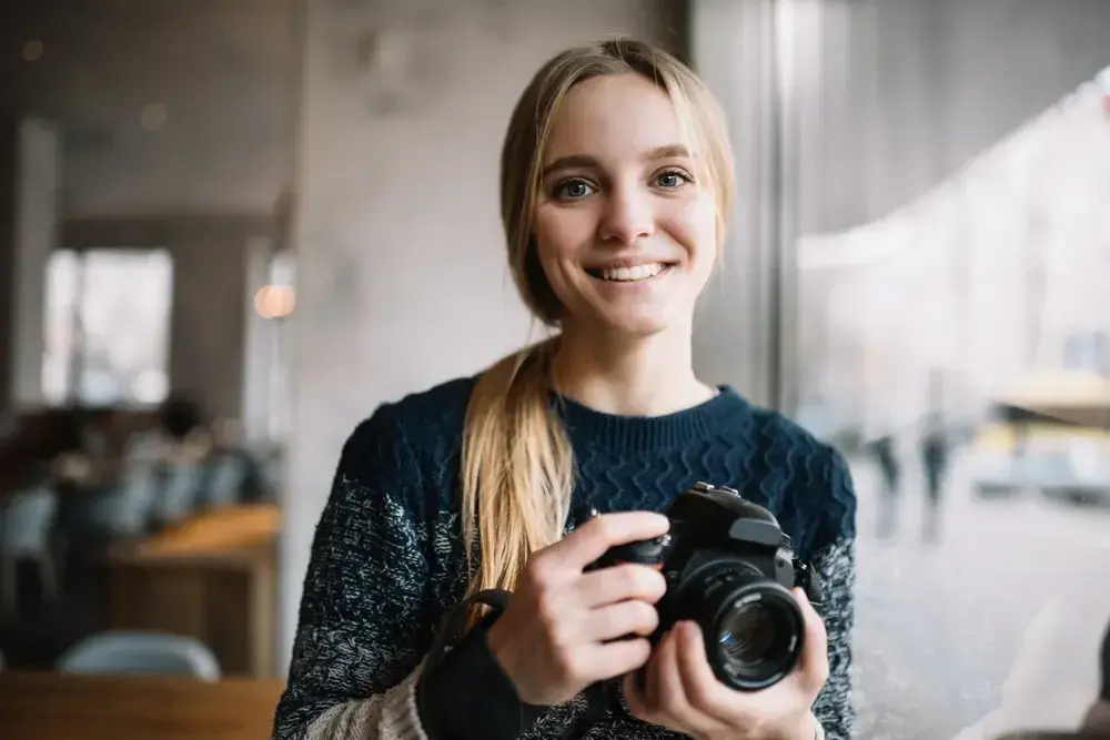 Ile zarabia fotograf weselny? Poznaj prawdziwe zarobki w Polsce