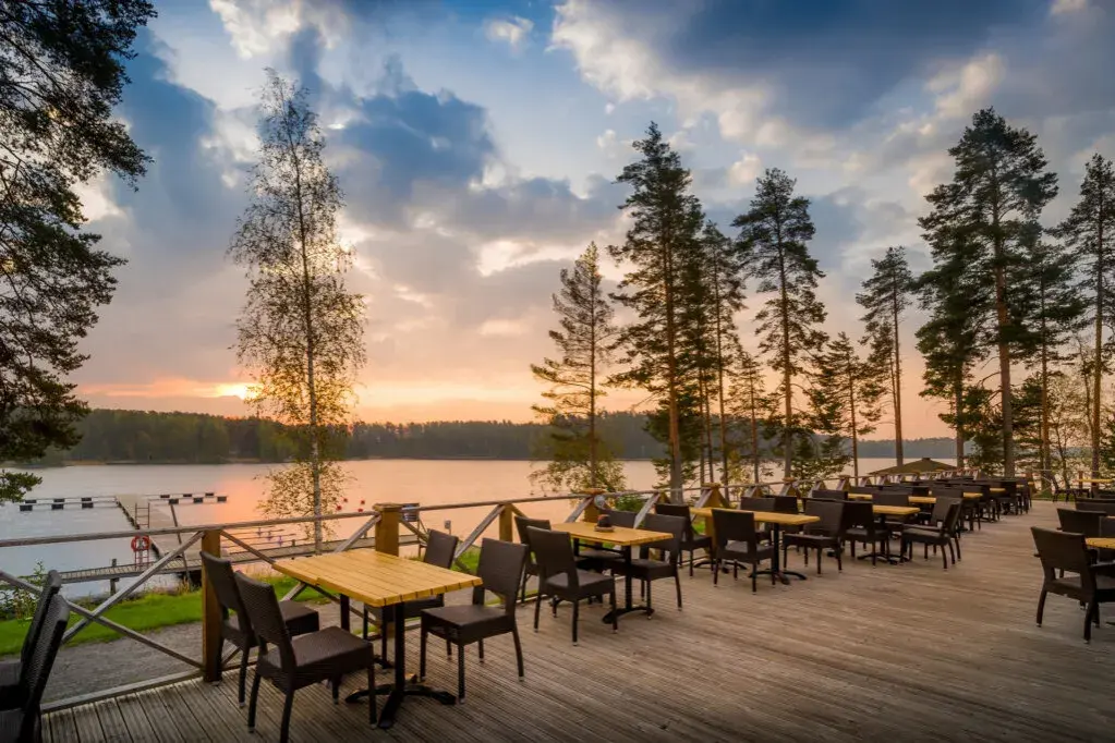 Pogorzelica gdzie zjeść - najlepsze restauracje i lokale na wyjazd