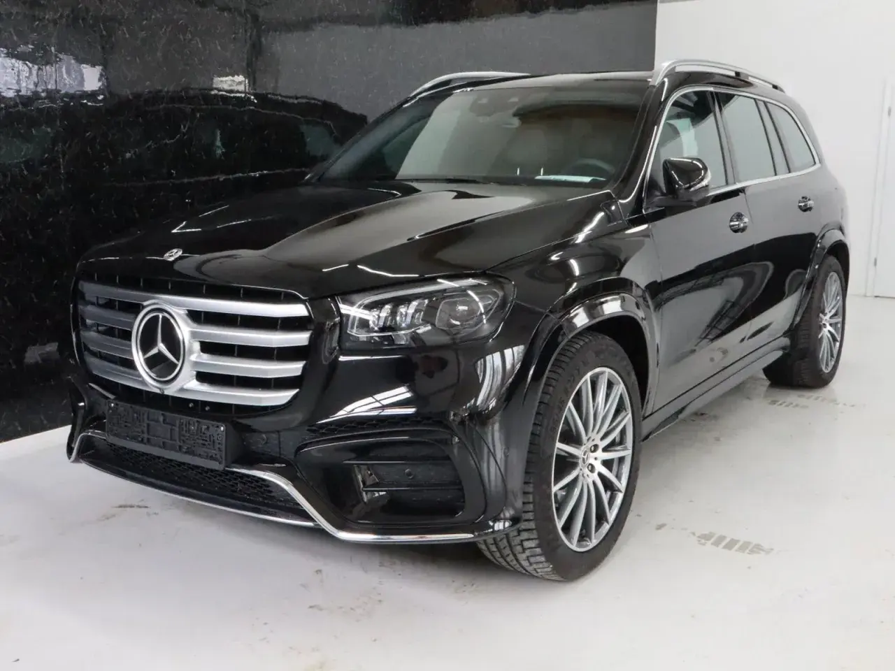 Mercedes GLS 580 4MATIC po liftingu: Cena, V8, król SUV-ów?