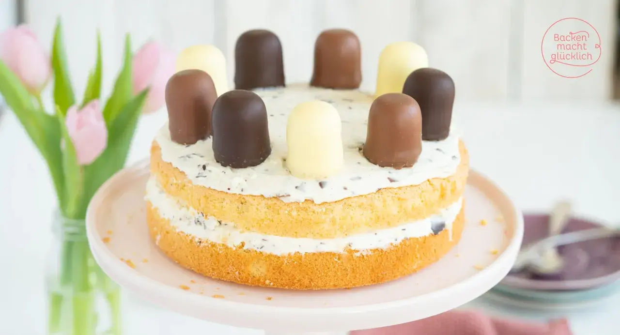 Leckere Mohrenkopftorte mit Schoko- und weißen Köpfen, ein tolles Rezept für jeden Anlass.