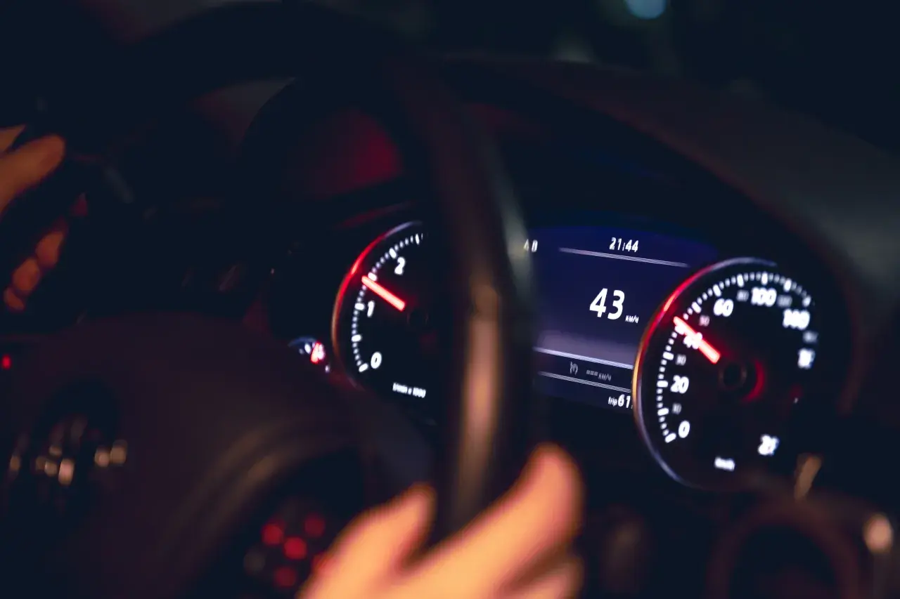 Motoryzacja i sektor rozrywkowy: dwa światy, które zaczęły działać we wspólnym rytmie