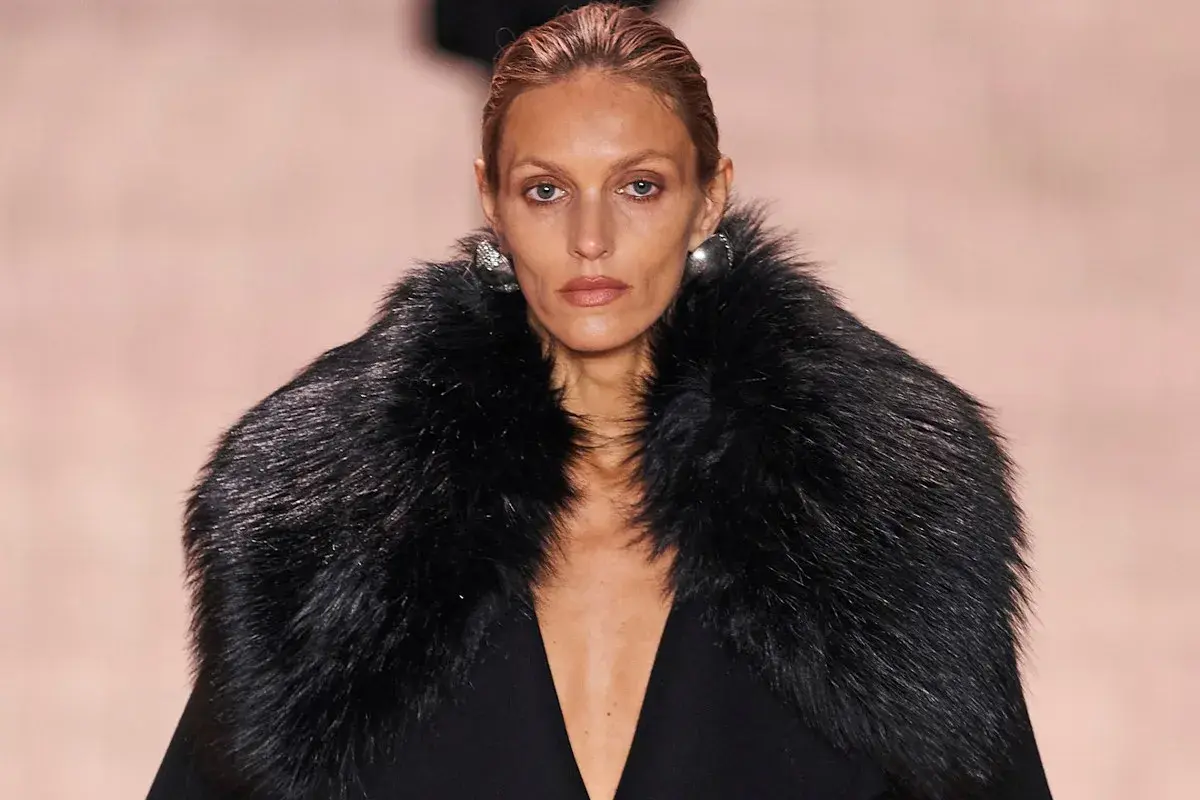 Modelka wybiegowa w Polsce: Czy spełniasz wymogi high fashion?