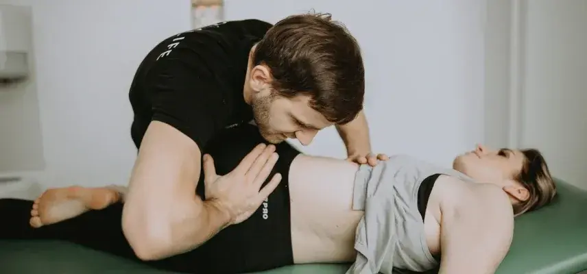 Jak się zwracać do fizjoterapeuty, aby uniknąć niezręczności?