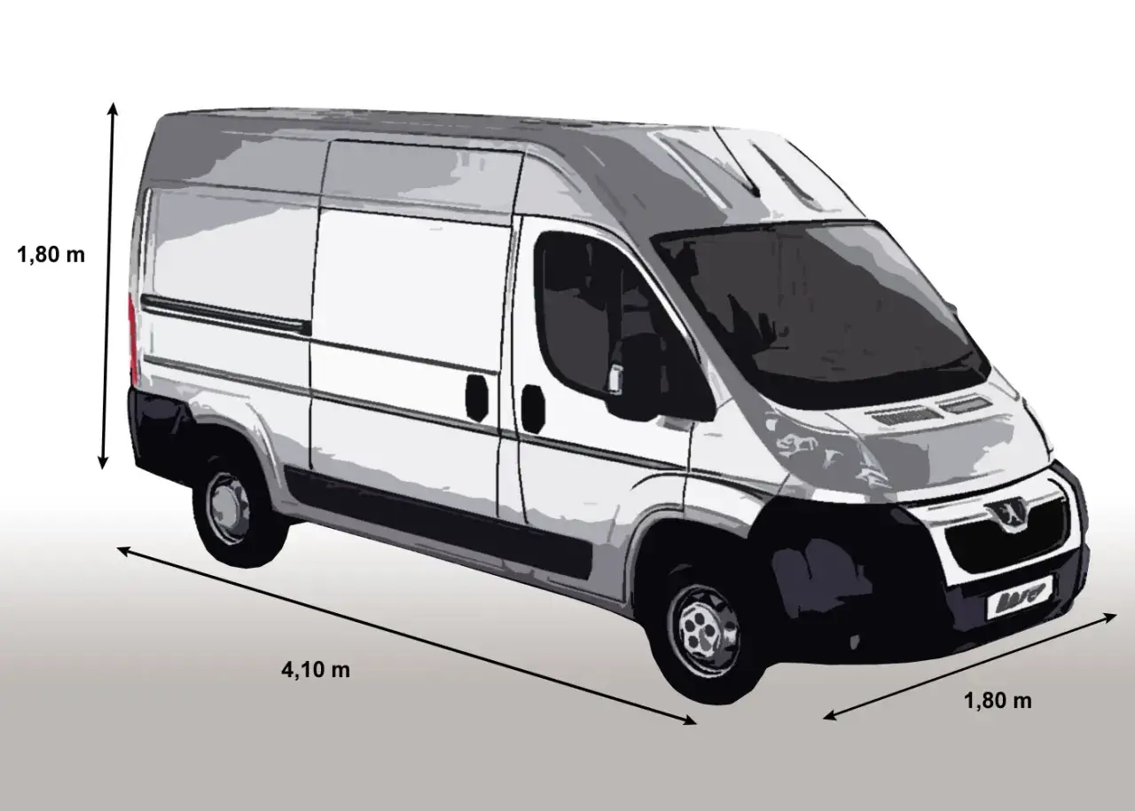 Biały van Peugeot Boxer, z wymiarami 4,10 m długości i 1,80 m wysokości, gotowy do transportu.
