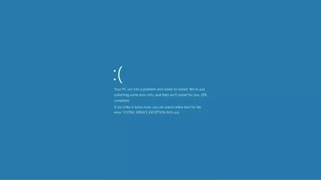 Pantalla azul de Windows con un :( y mensaje de error: SYSTEM_SERVICE_EXCEPTION. Un proceso crítico murió.