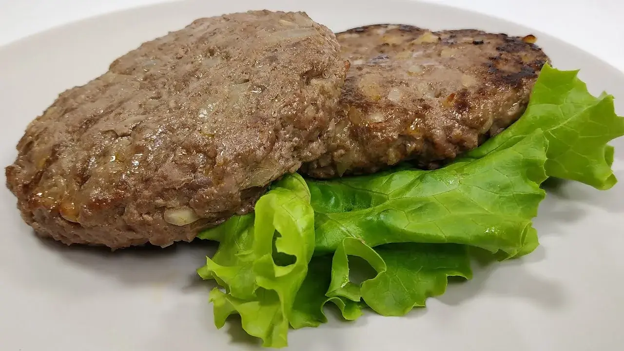 Jak zrobić hamburgery z mięsa mielonego, które zachwycą każdego smakosza
