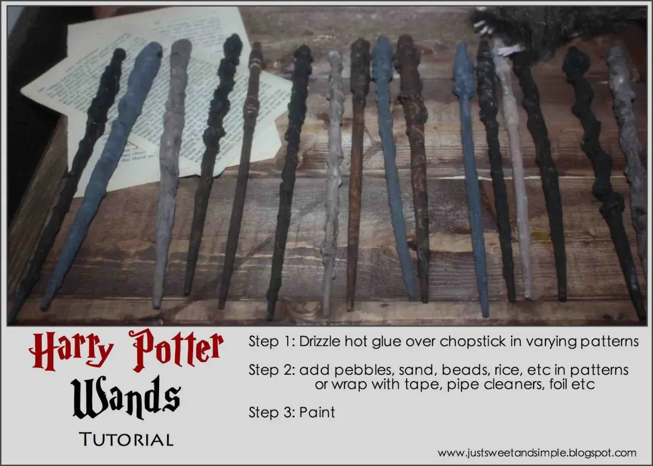 Zauberstäbe im Harry-Potter-Stil, bereit zum Bemalen und zum Wand patinieren. Verschiedene Texturen und Farben.