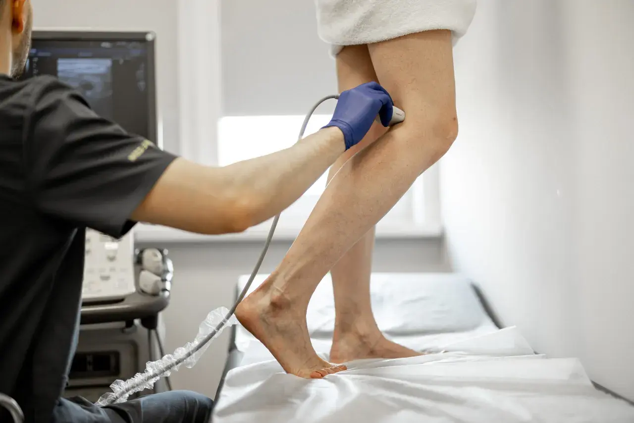 Liposukcja: Jak działa, ile kosztuje i czy warto? Pełny poradnik