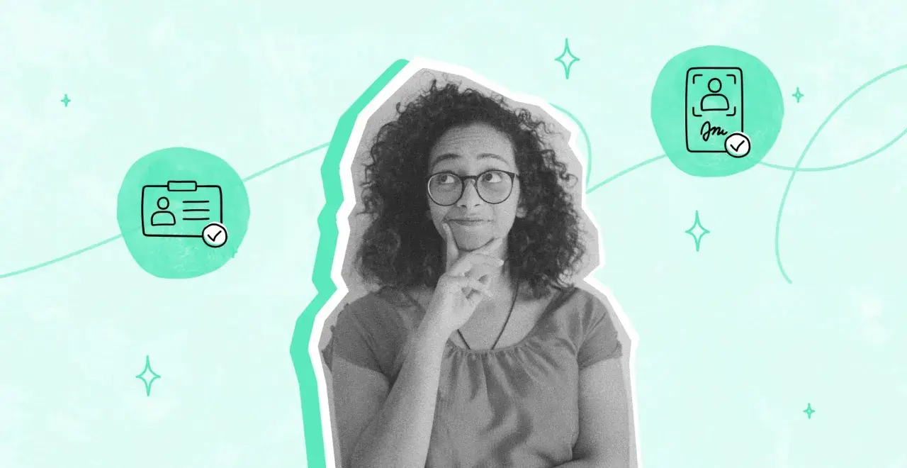 Mujer pensativa compara opciones de identificación: una tarjeta y una firma electrónica cualificada y avanzada.