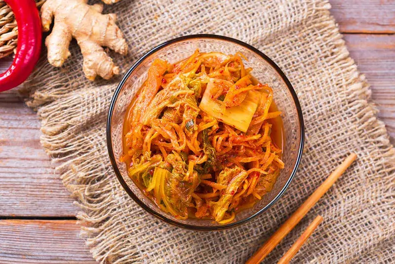 Kimchi z kapusty pekińskiej: Prosty przepis i pewny sukces w domu!