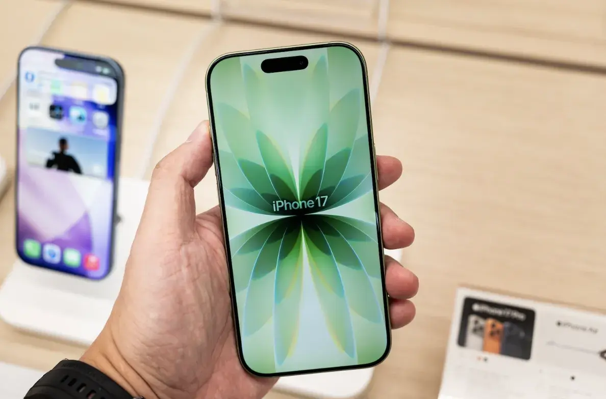 iPhone 15 vs. 16 vs Pro – który najlepszy na co dzień i jak za niego nie przepłacić?