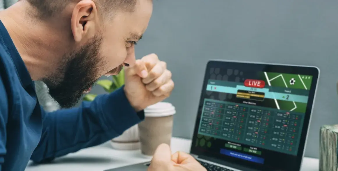 Co zakłady sportowe przejęły z aplikacji fintech i bankowości mobilnej