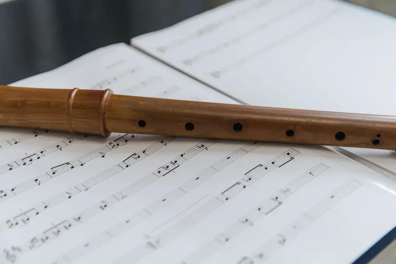Twórz muzykę z przyjemnością. Odkryj flety, które zachwycają od pierwszego nuty
